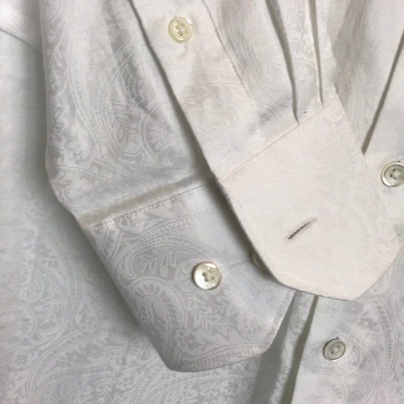 Bugatchi Uomo Classic Fit Large Button Shirt - Picture 4 of 8